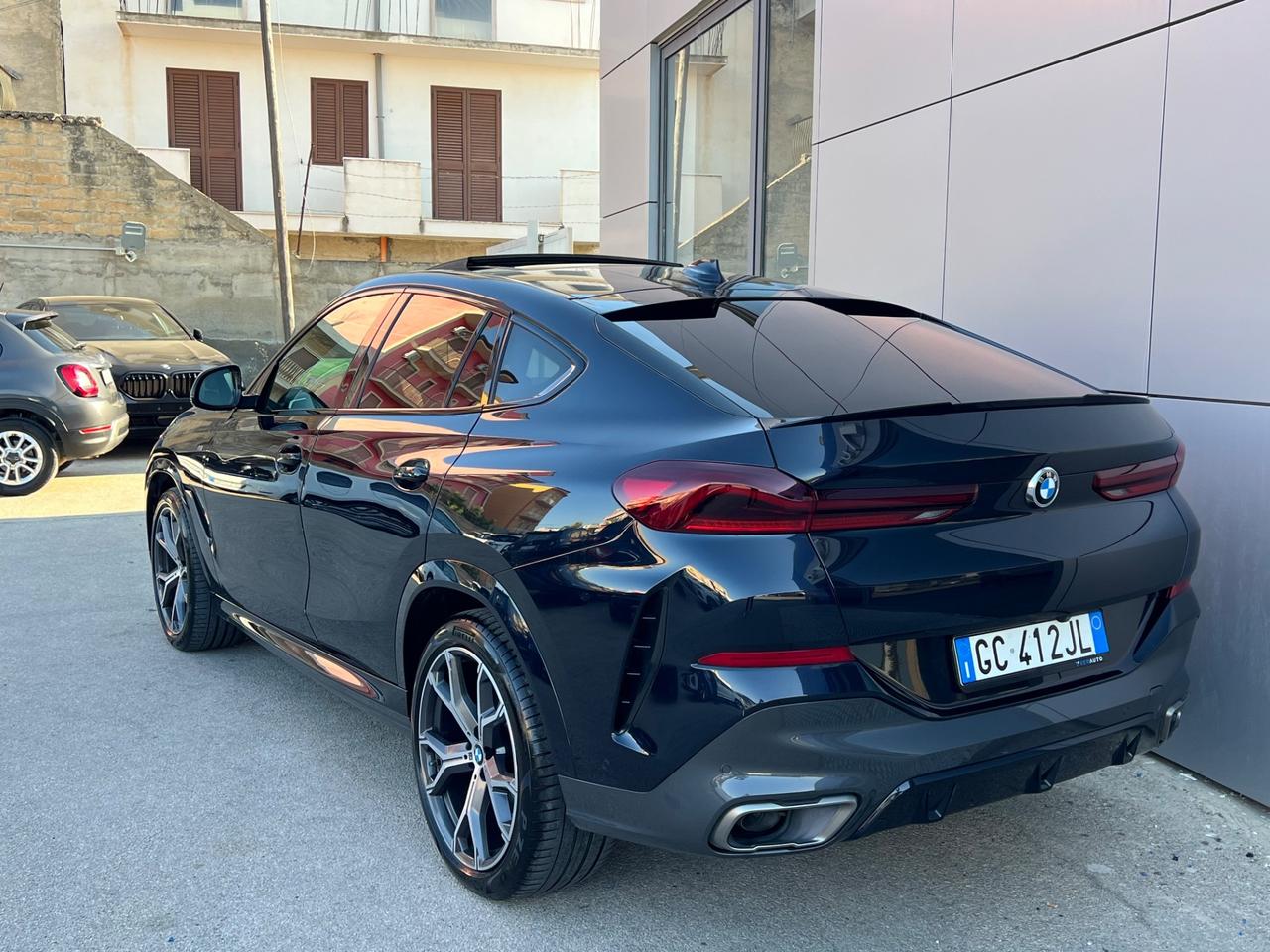 Bmw X6 M50d possibilità noleggio no scoring