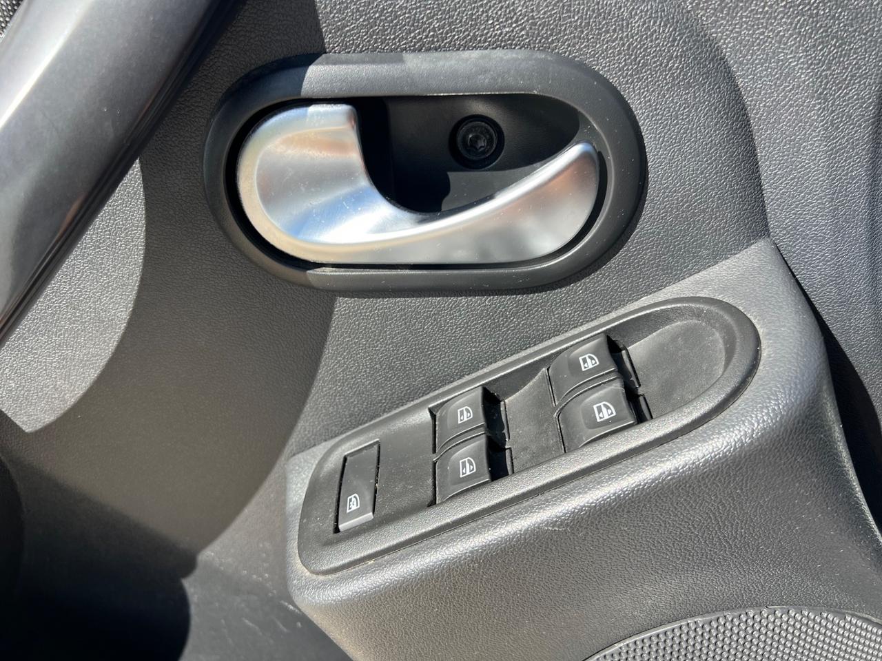Dacia Duster 1.6 GPL Lauréate PERMUTE RATE GARANZIA