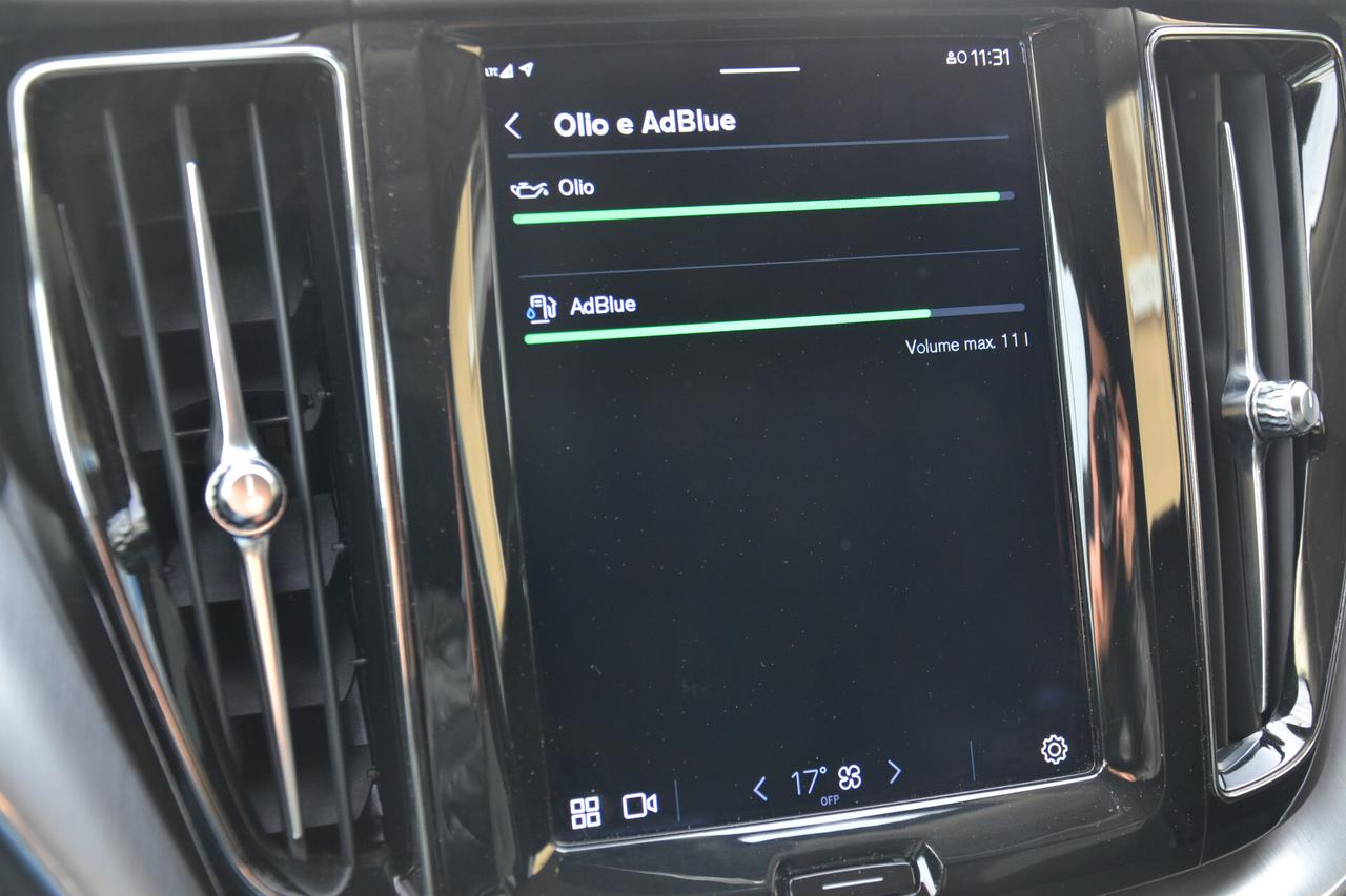 Volvo XC 60 2.0 197CV AWD HYBRID/DIESEL AUT.+FULL LED+RCAM+NAV