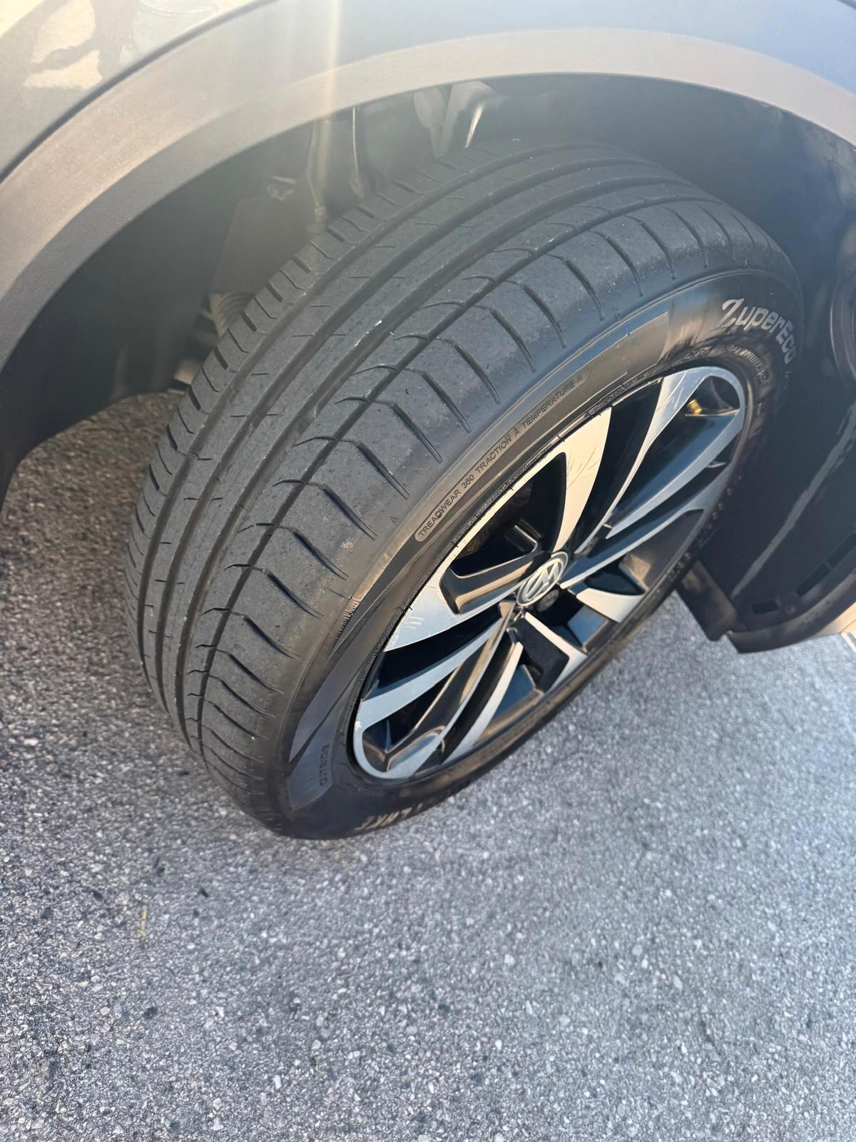 Volkswagen T-Roc 1.6 TDI Full Optional