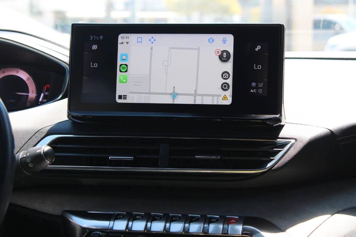 Peugeot 3008 II 1.5 bluehdi GT s&s 130cv AUTO con CarPlay
