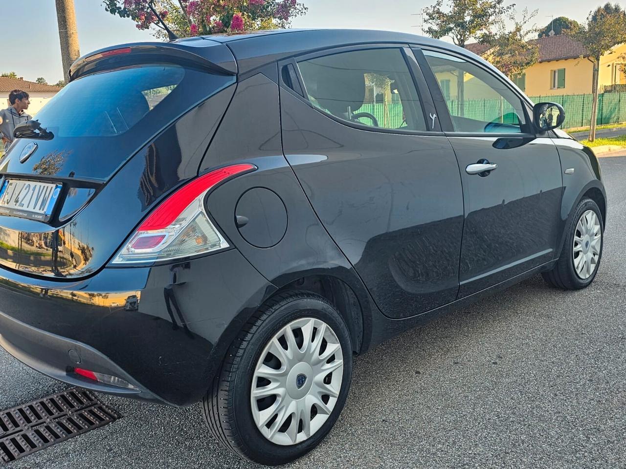 Lancia Ypsilon 1.2 69 CV Platinum