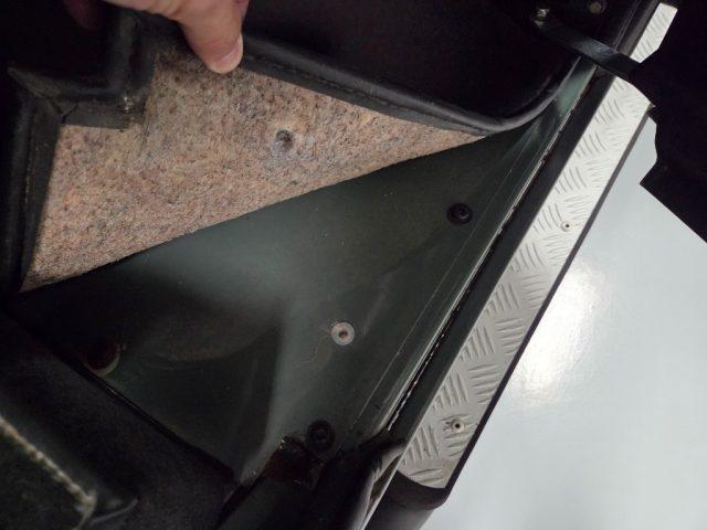 LAND ROVER Defender 110 2.4 TD4 SE DA AMATORE