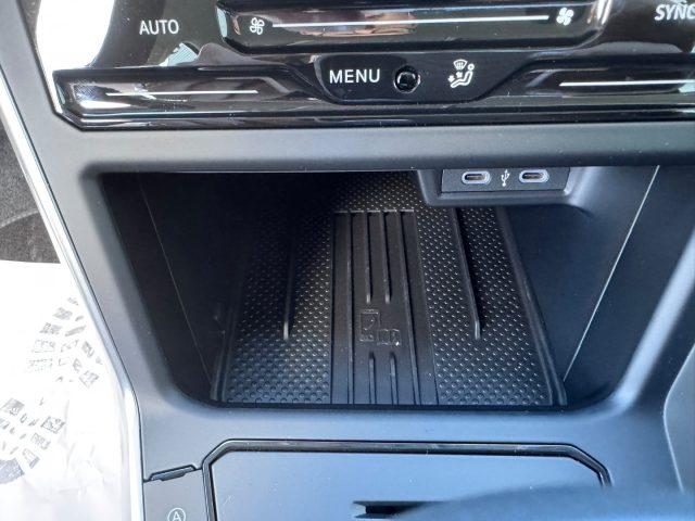 VOLKSWAGEN Polo 1.0 Life KM0 OK NEOPATENTATI