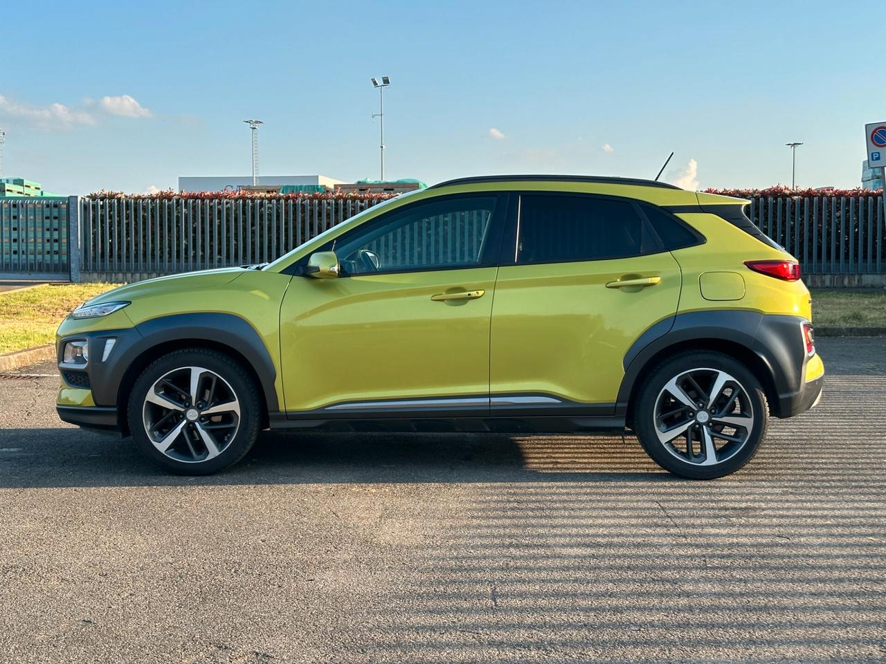 Hyundai Kona 1.0 T-GDI Xpossible