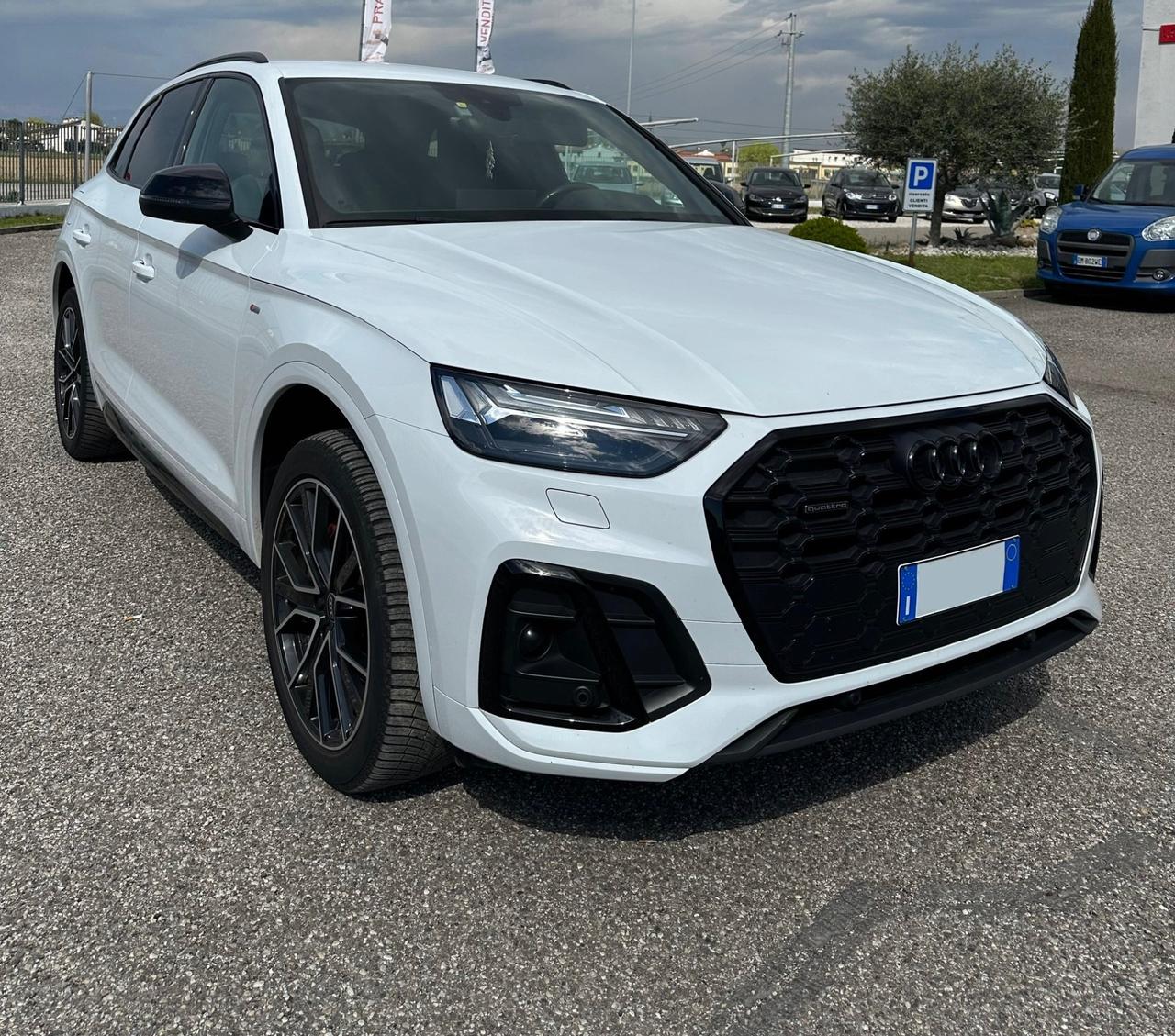 Audi Q5 30 TDI S tronic line plus