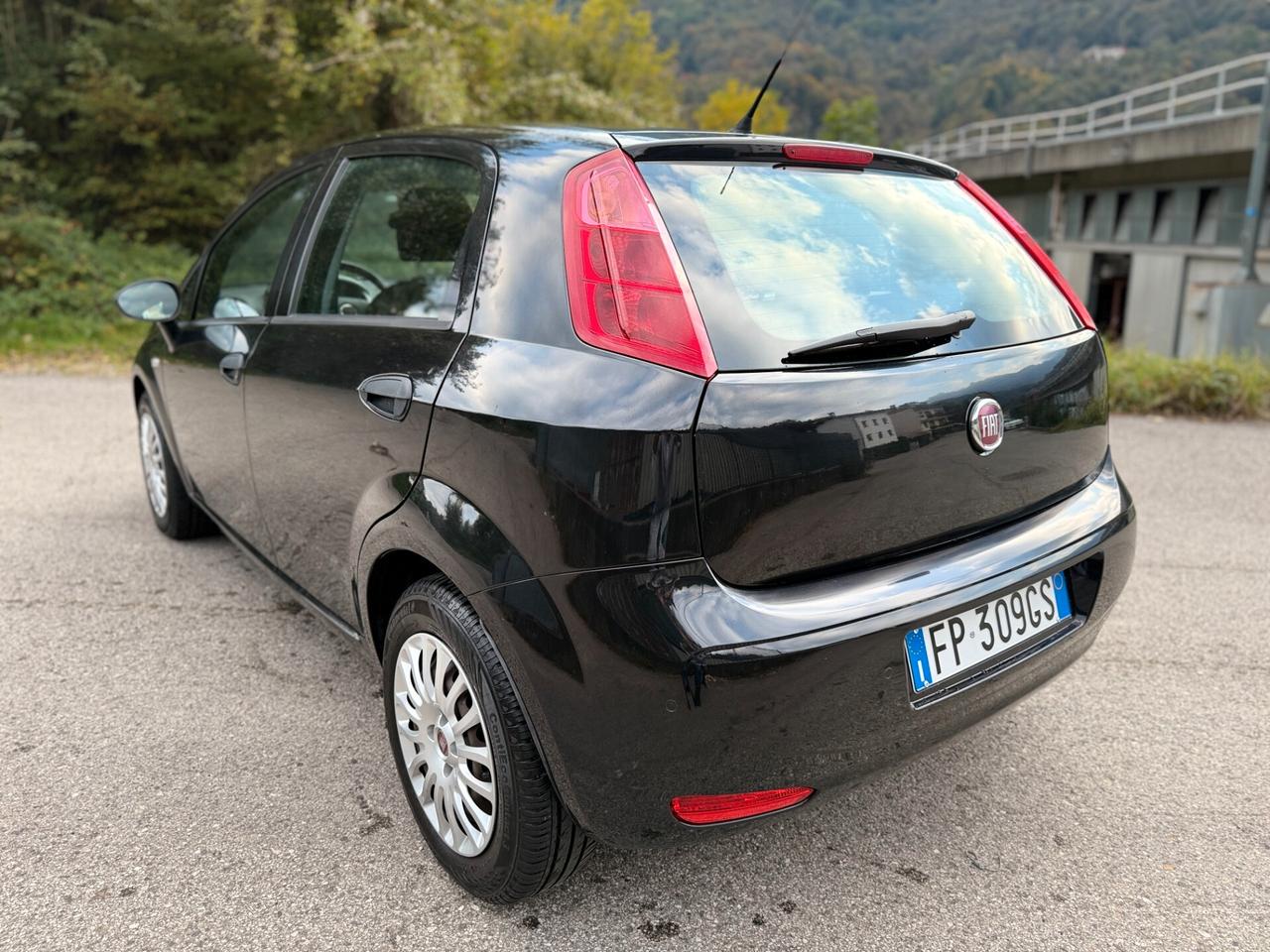 Fiat Punto 1.3 MJT II S&S 95 CV Street Euro6