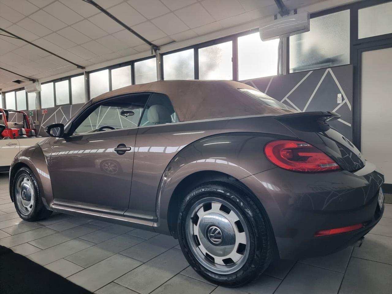 Volkswagen Maggiolino Cabrio 2.0 TDI Design NEOPATENTATI