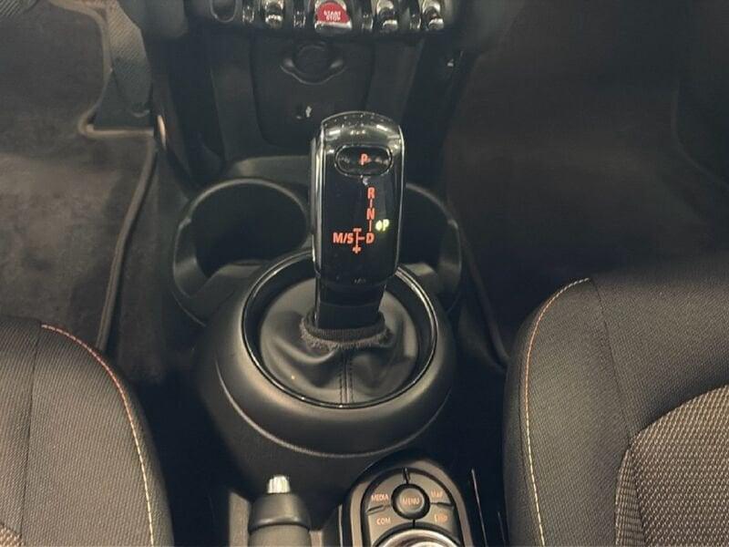 MINI Mini 5 porte Mini 5p 1.5 Cooper Classic auto