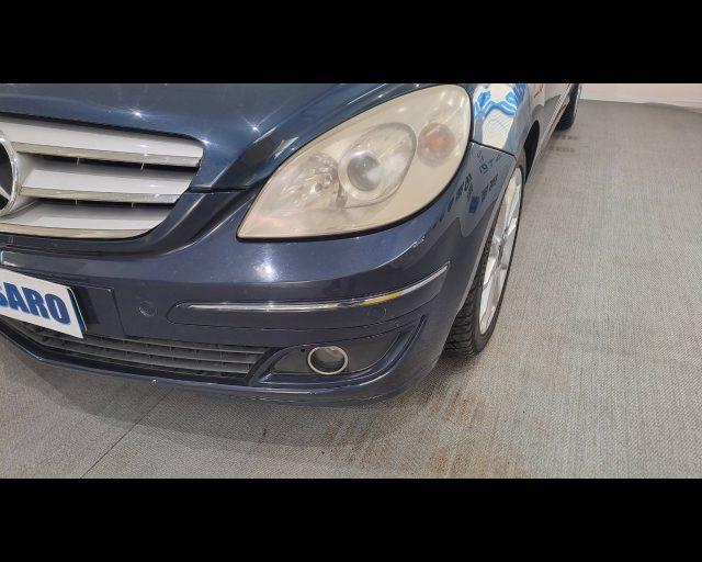 MERCEDES-BENZ B 200 cdi Sport