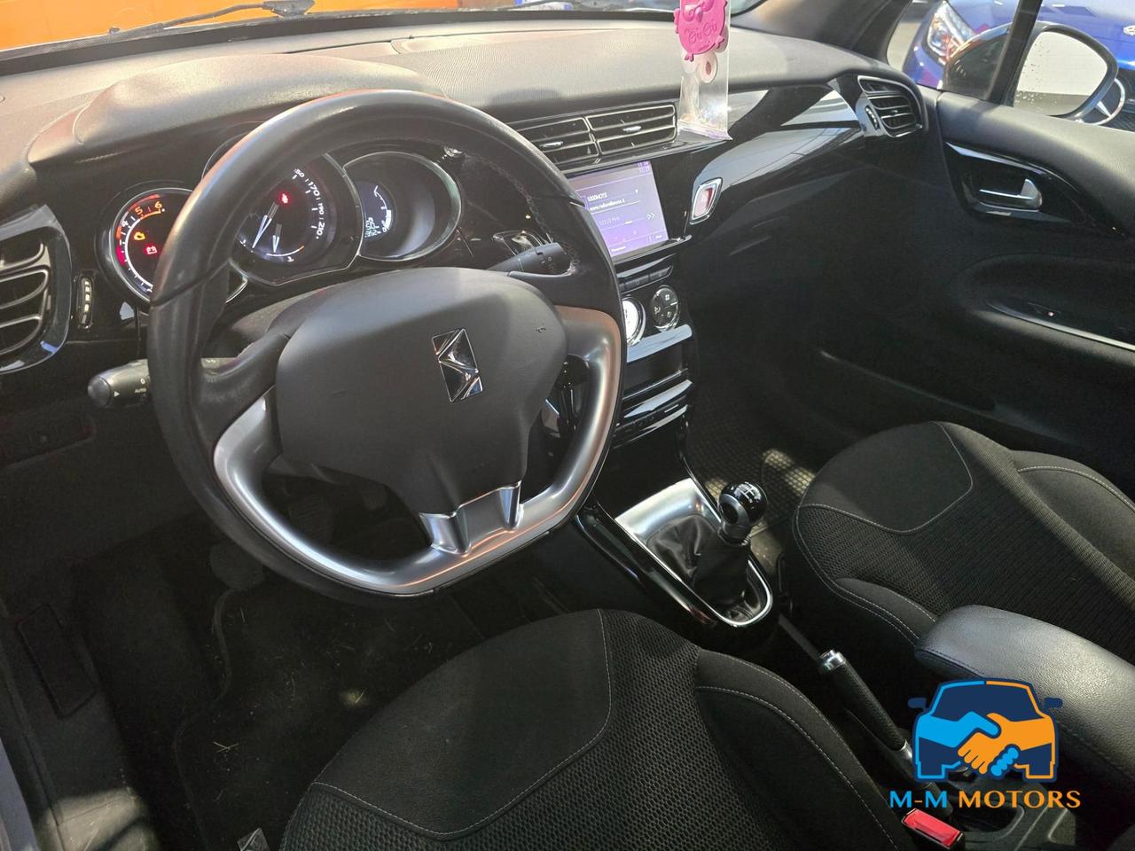 DS DS3 1.6 bluehdi So Chic 75cv my16