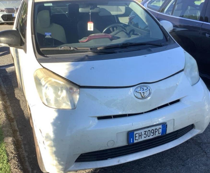 Toyota iQ 1.0 CVT High COMENUOVA