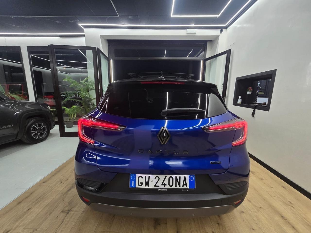 Renault Captur Full Hybrid E-Tech 145 CV esprit alpine