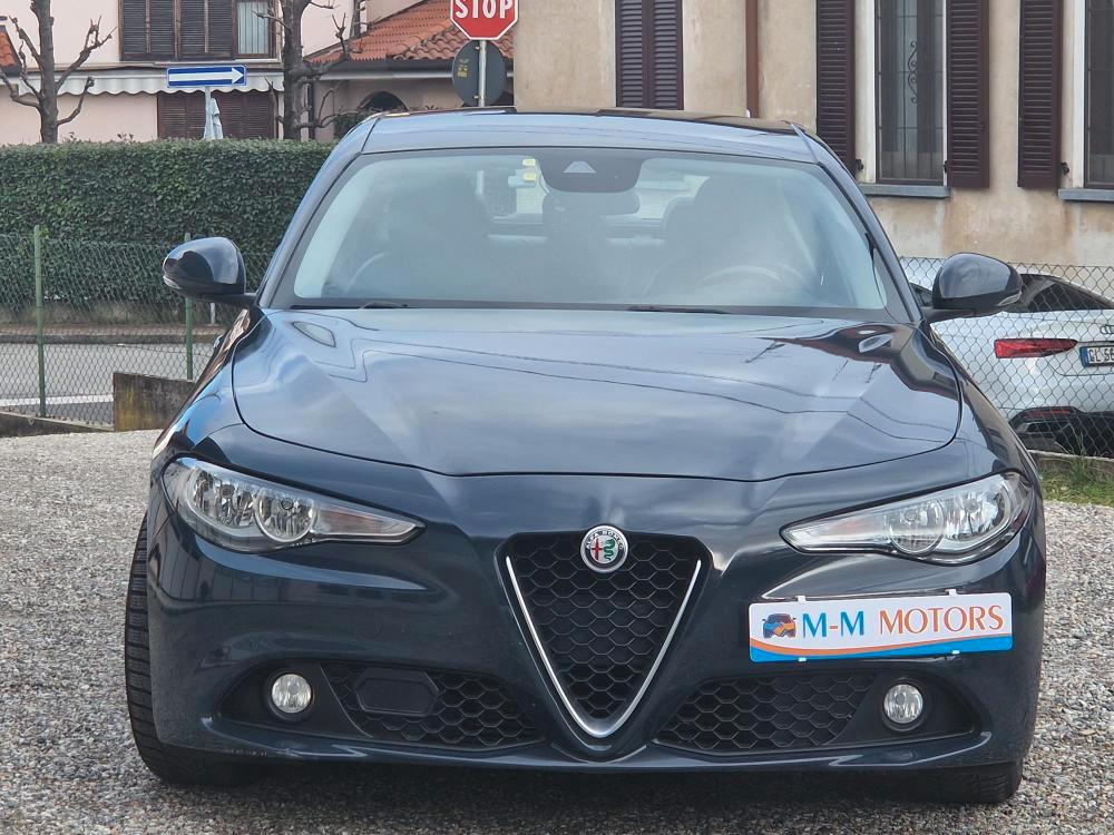 Alfa Romeo Giulia Berlina Giulia 2.2 t Business Sport 180cv