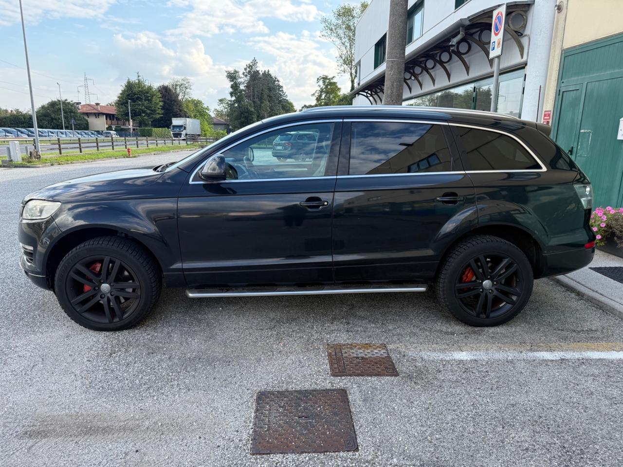 Audi Q7 3.0 V6 TDI 233CV quattro tiptronic