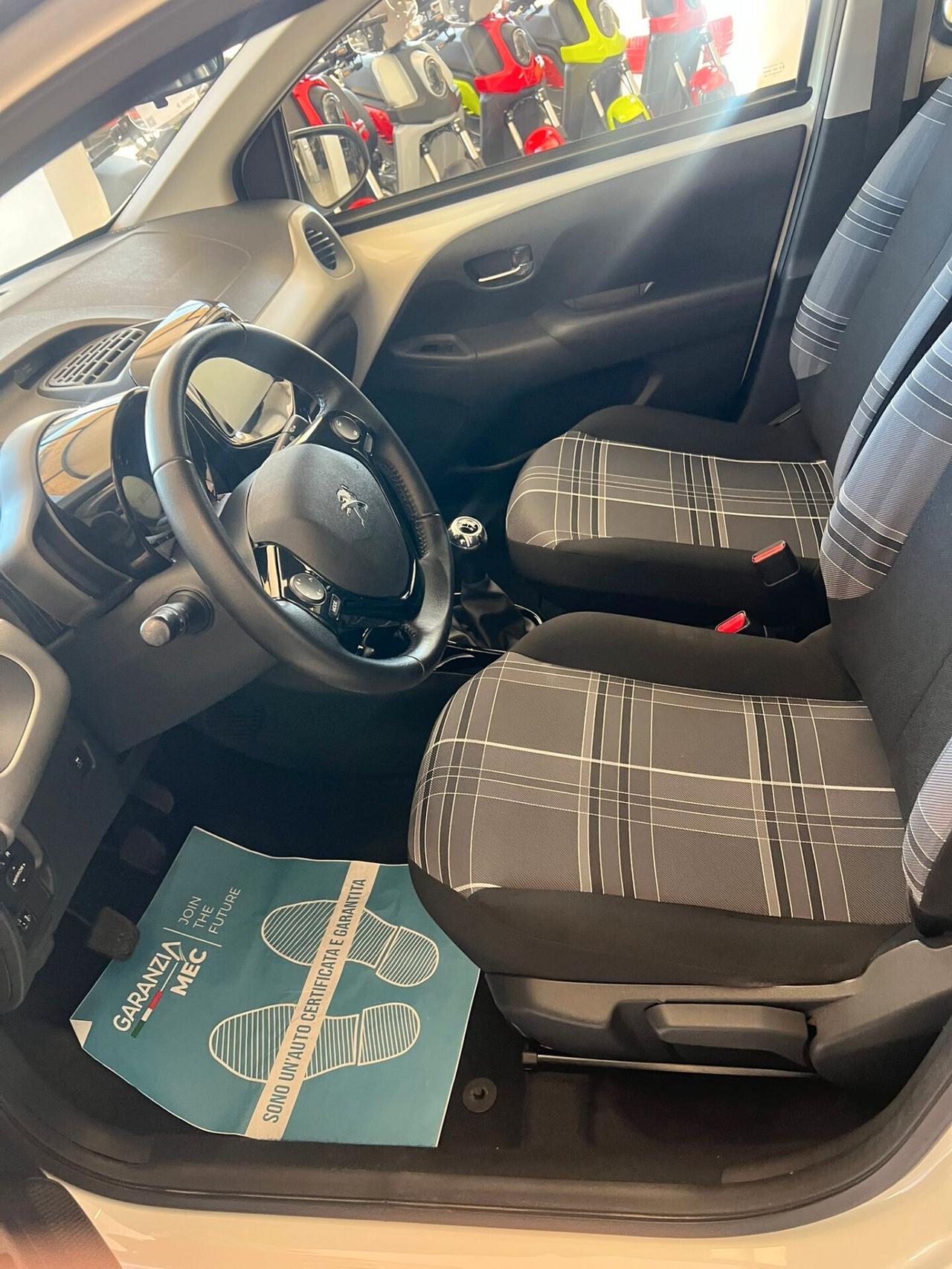 Peugeot 108 VTi 68 3 porte Allure