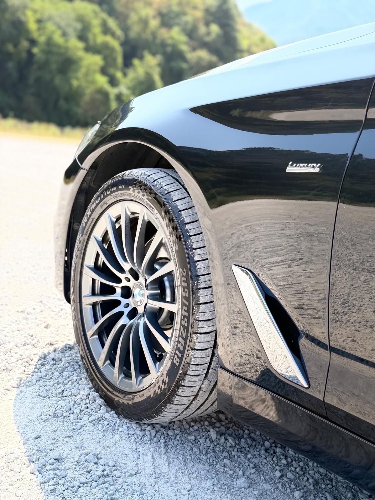 Bmw 520 520d Touring Luxury X-Drive