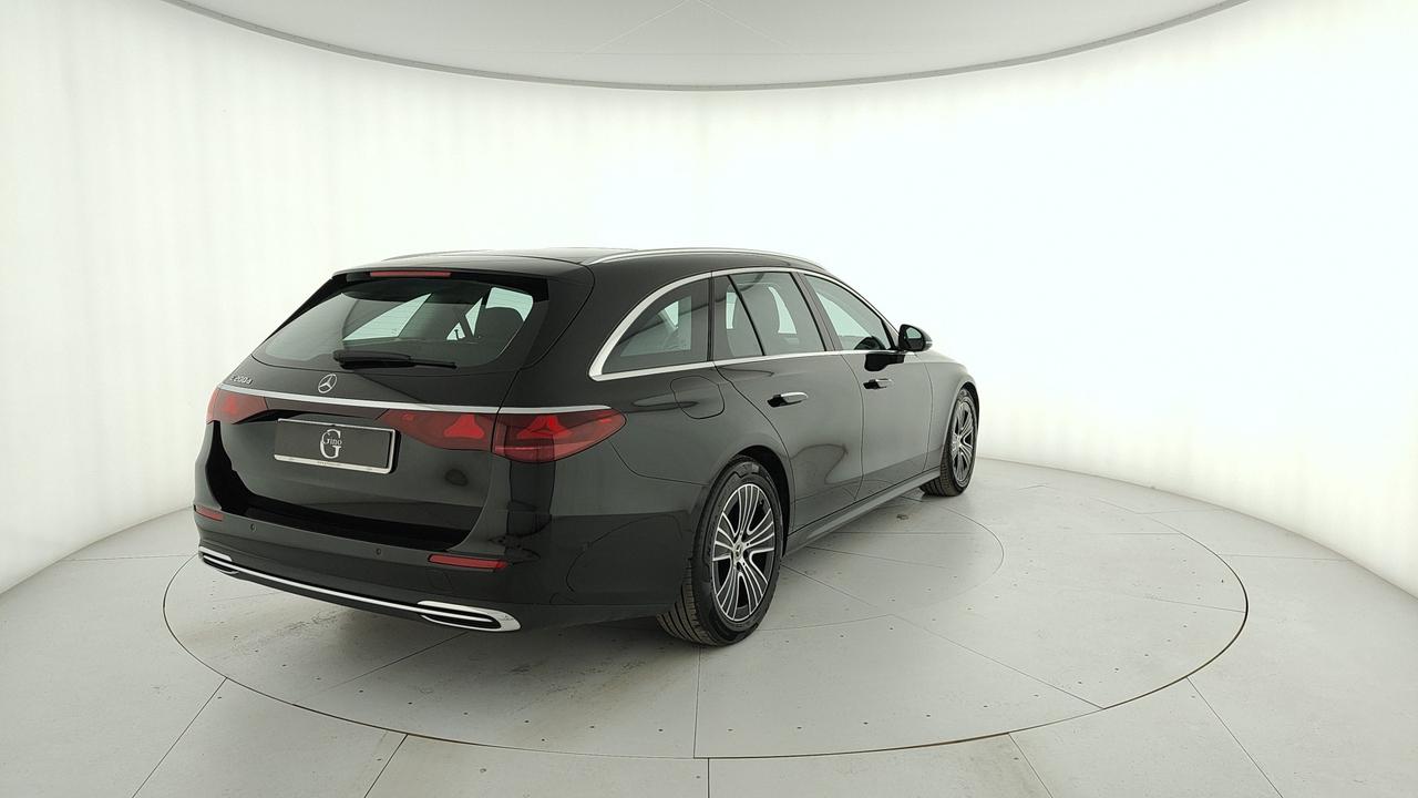 Mercedes-Benz E SW 200 d Advanced auto