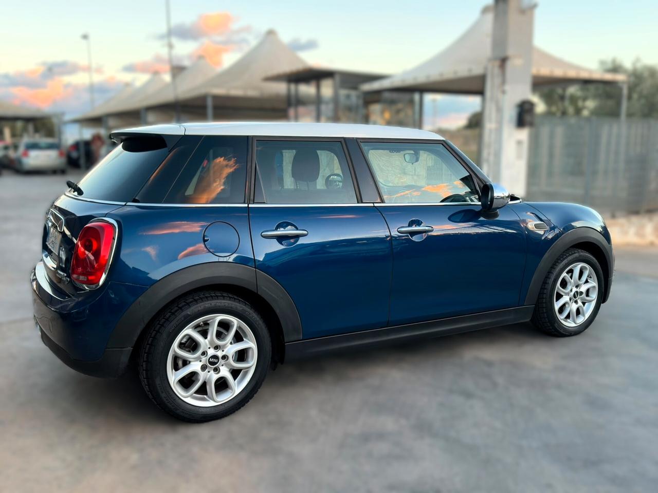 Mini 1.5 Cooper D 5 porte
