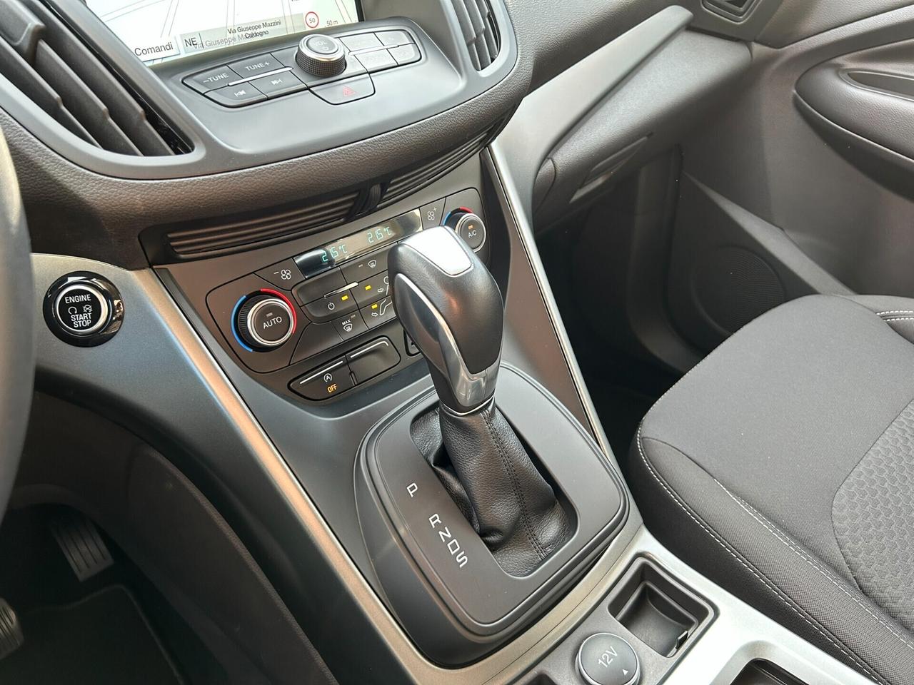 Ford Kuga 1.5 TDCI 120CV Business Powershift
