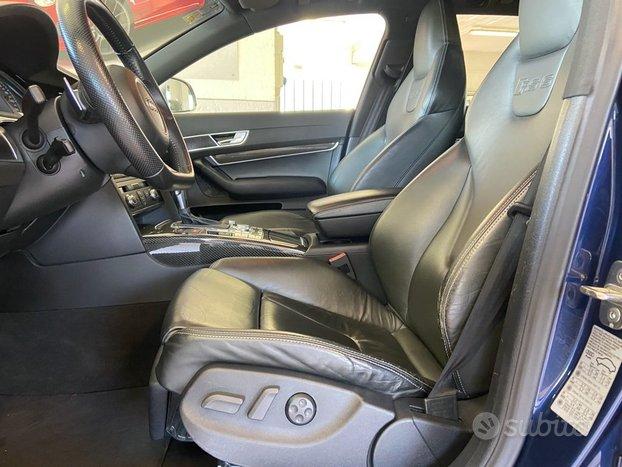 AUDI RS6 Avant 5.0 V10 quattro tiptronic