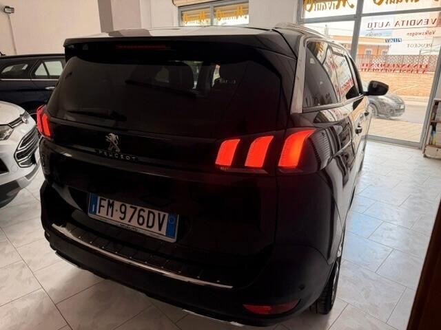 Peugeot 5008 BlueHDi 120 S&S Allure