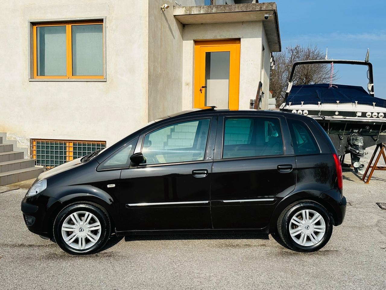 Lancia MUSA 1.4 benzina platino 2008 140.000km neo