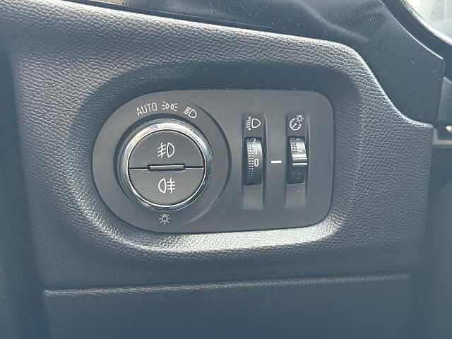 Opel Corsa 1.2 Edition