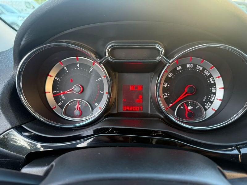 Opel Adam 1.2 ROCKS 70cv MT5 Start&Stop