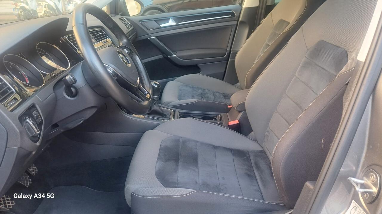 Volkswagen Golf 2.0 TDI 5p. Executive BlueMotion Technology
