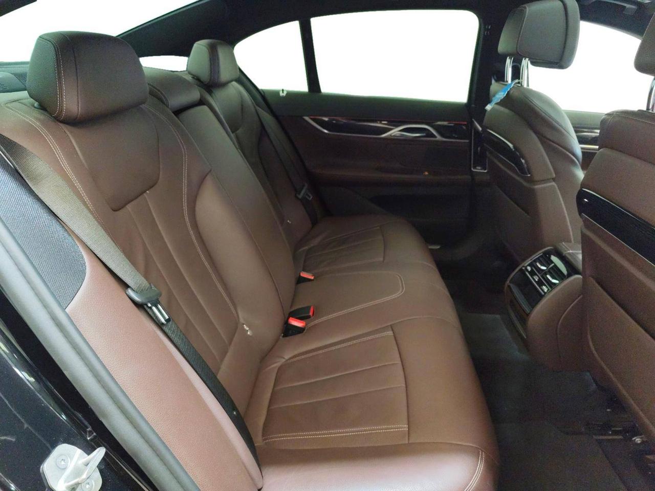 BMW Serie 7 730d xDrive 48v MSport