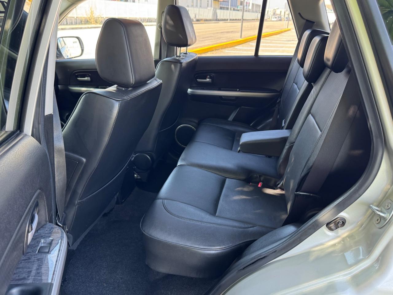 Suzuki Grand Vitara 1.9 DDiS 130cv 4x4 Gancio Traino