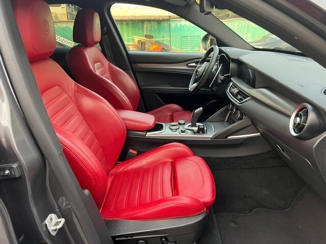 Alfa Romeo Stelvio 2.2 Turbodiesel 210 CV AT8 Q4 Veloce