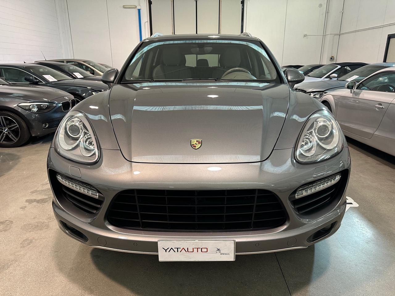 Porsche Cayenne 4.8 Turbo