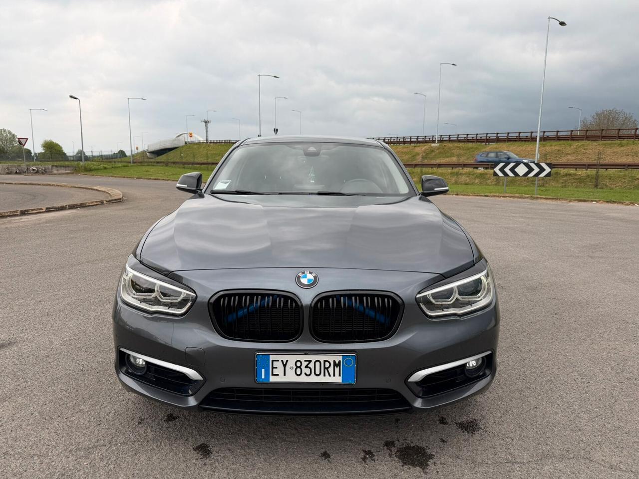 Bmw 118 118d 5p. Urban