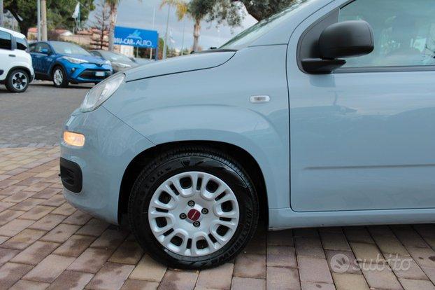 Fiat Panda 1.0 69cv firefly hybrid