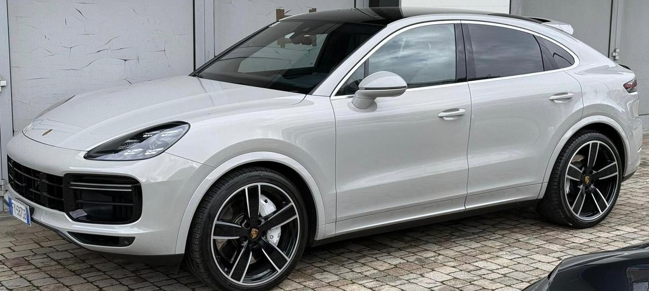 Porsche Cayenne Coupé 4.0 V8 Turbo