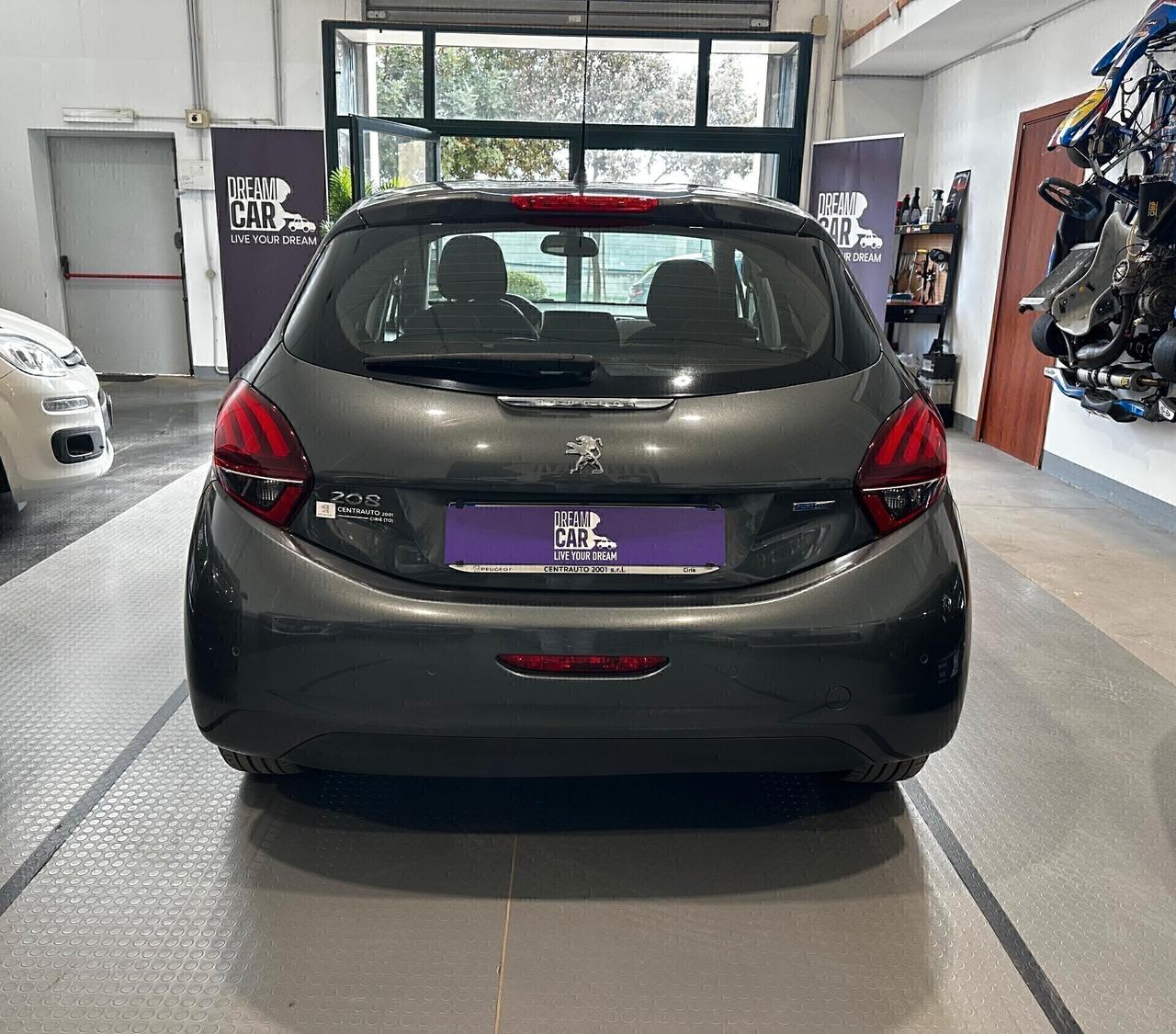 Peugeot 208 PureTech 82 5 porte Allure