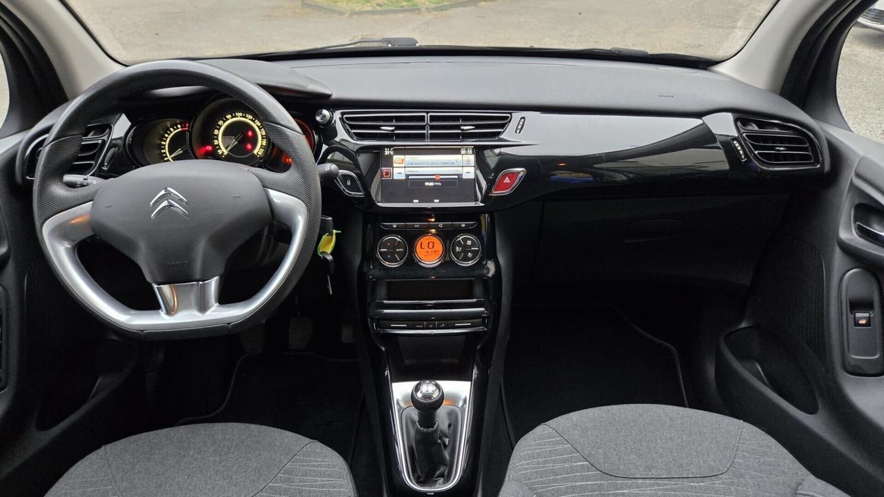 Citroen C3 PureTech 82 Esclusive x Neopatentati