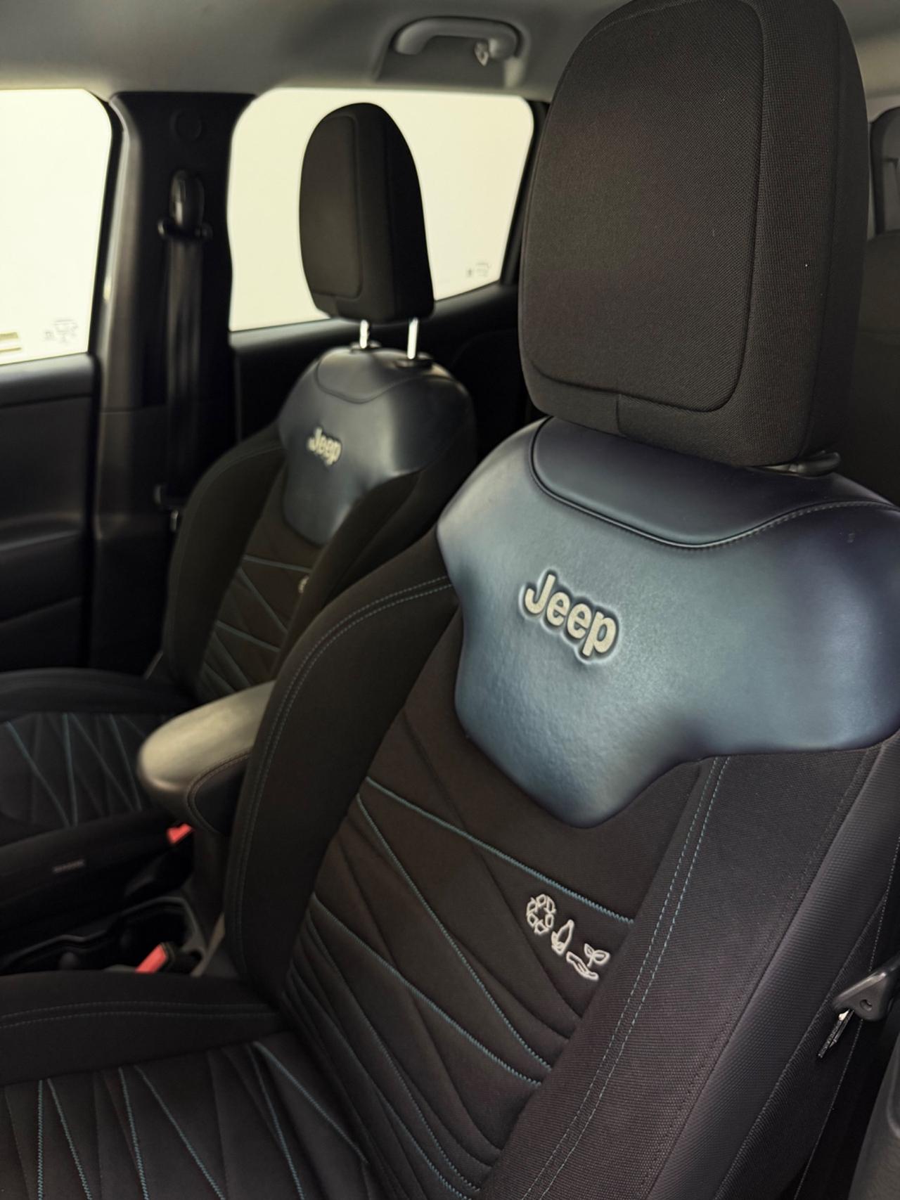 Jeep Renegade 1.3 T4 190CV PHEV 4xe AT6 Upland