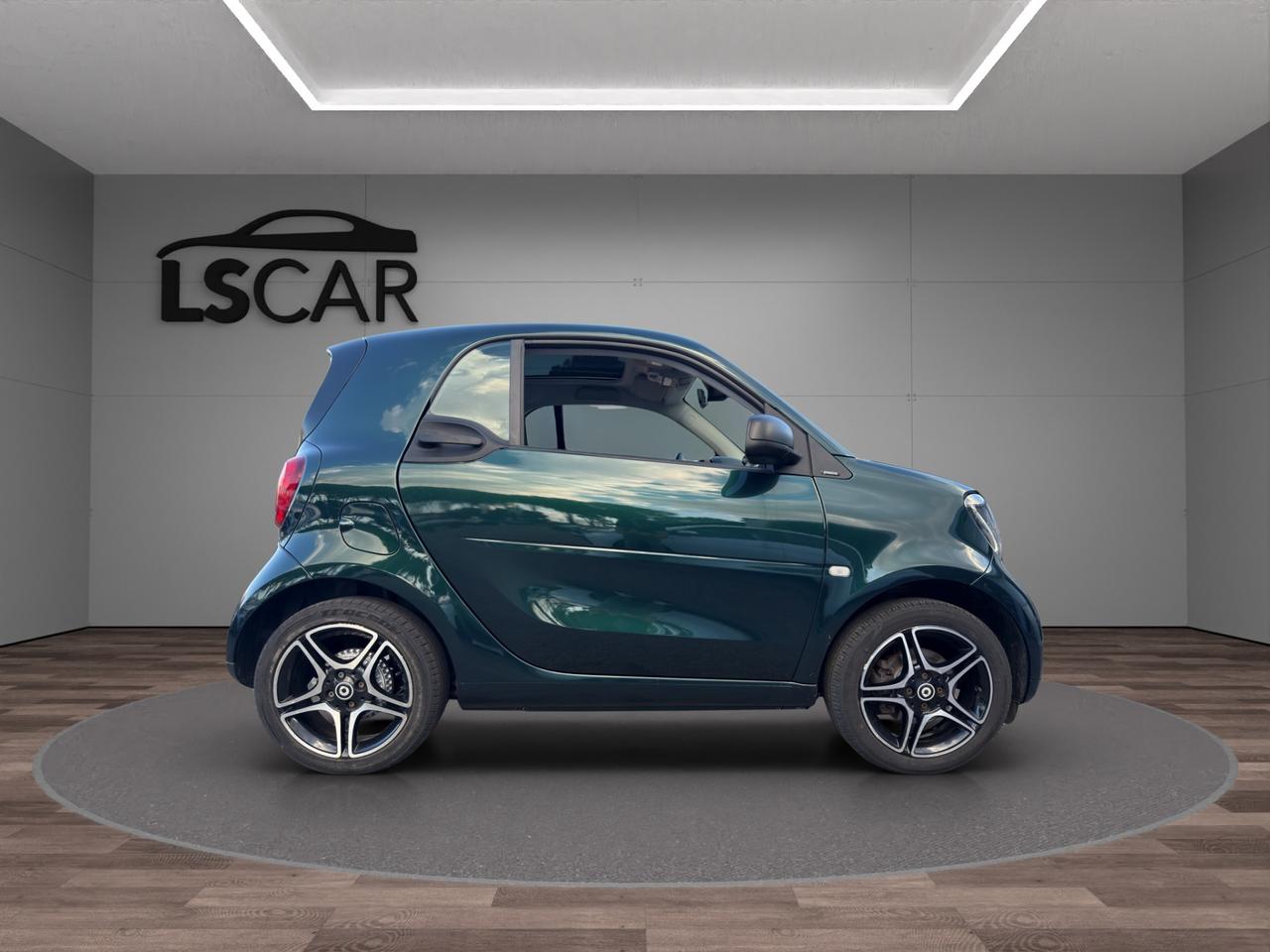 Smart fortwo coupe Fortwo 0.9 t British Green 90cv - Unipro - Promo FInanziamento - Tetto panoramico