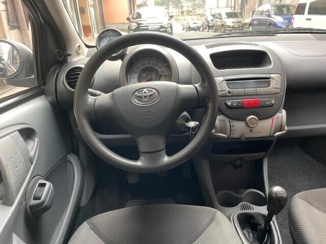 Toyota Aygo 1.0 12V 5 porte