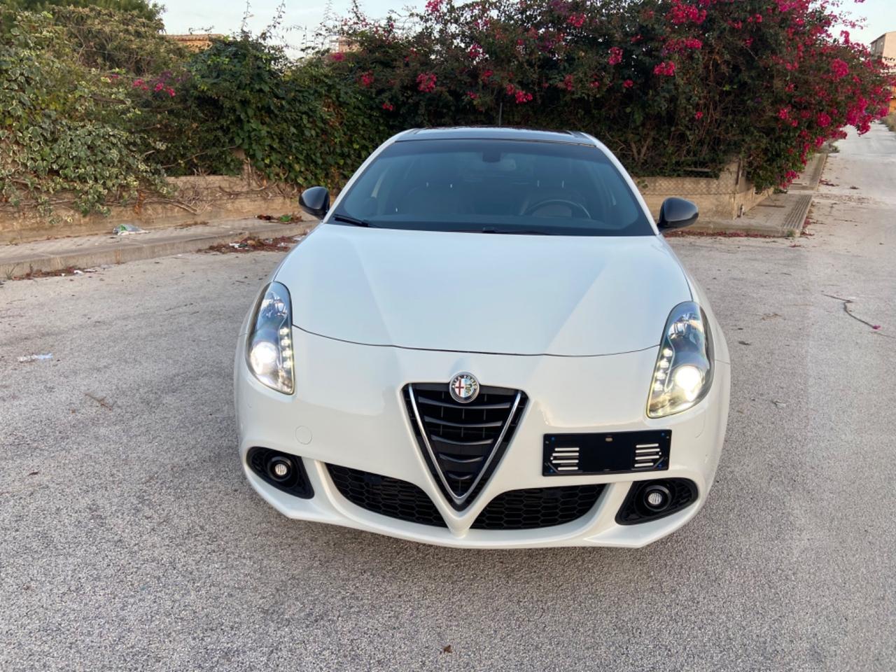 Alfa Romeo Giulietta 2.0 JTDm-2 150 CV Quadrifoglio 2015