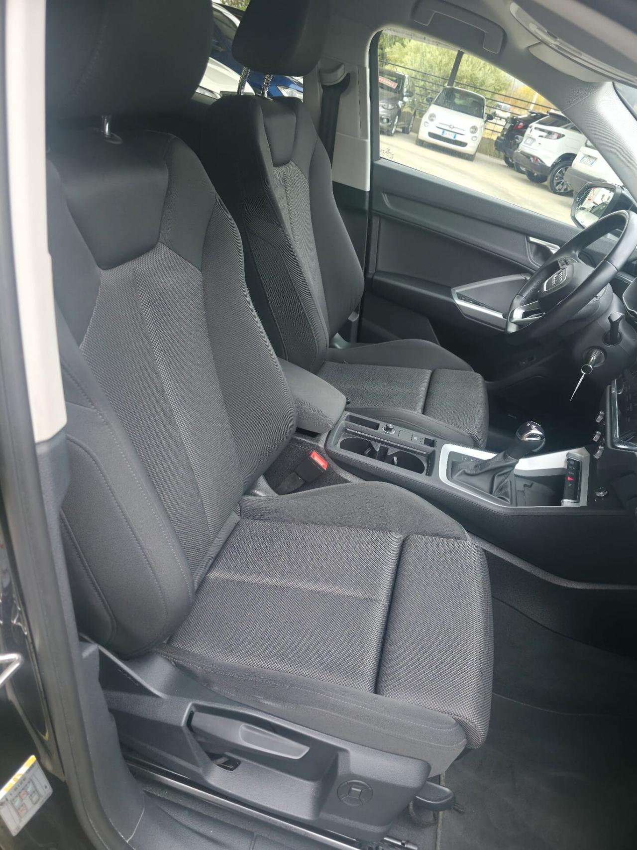 Audi Q3 SPB 35 TDI S line edition