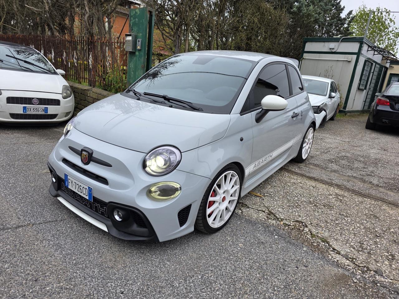 Abarth 595 1.4 Turbo T-Jet 180 CV Competizione SS