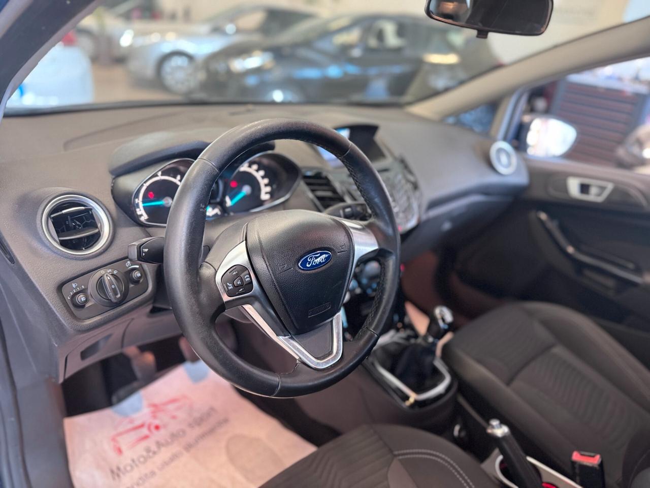 Ford Fiesta 1.5 TDCi 75CV 5 porte Titanium