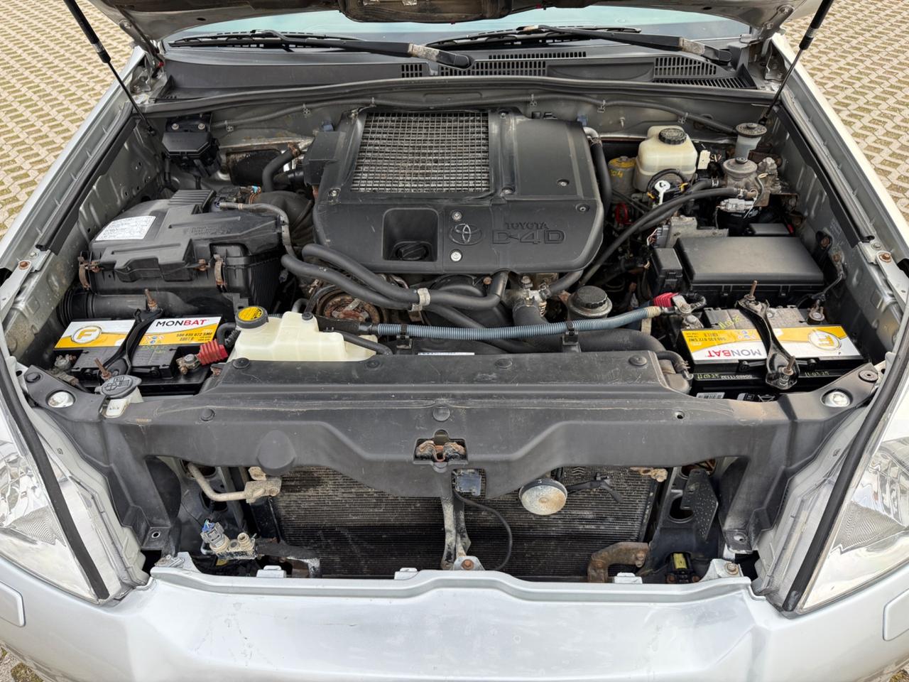 Toyota Land Cruiser 3.0 D manuale 8 posti 5 porte