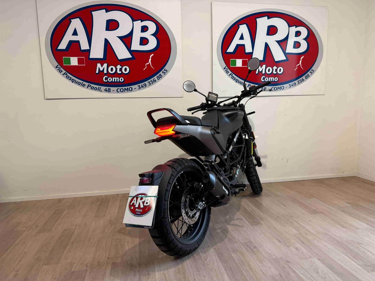 Husqvarna Svartpilen 125 -2023