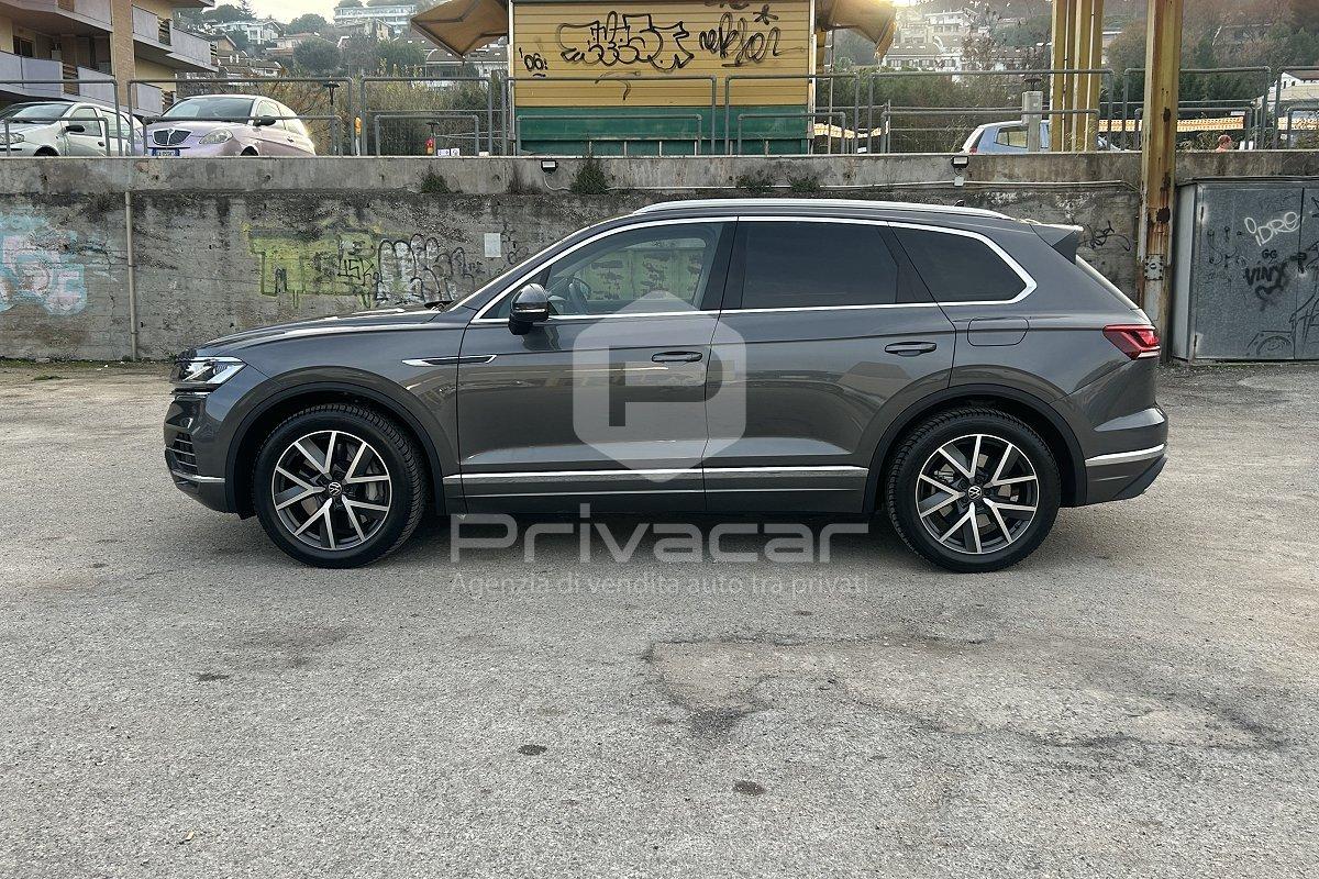 VOLKSWAGEN Touareg 3.0 V6 TSI eHybrid Atmosphere