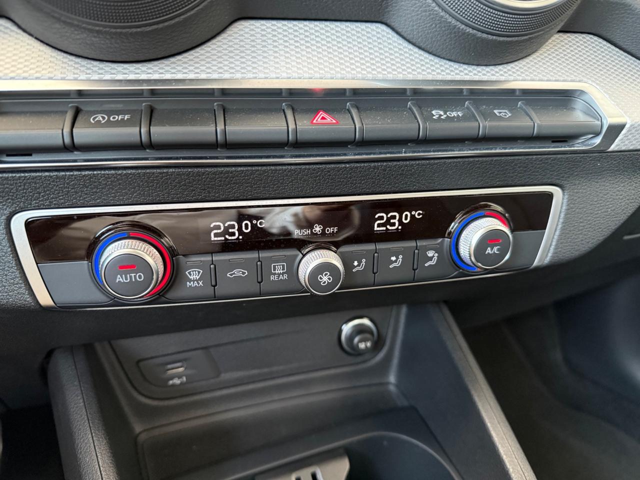 Audi Q2 35 TFSI S tronic Business Advanced